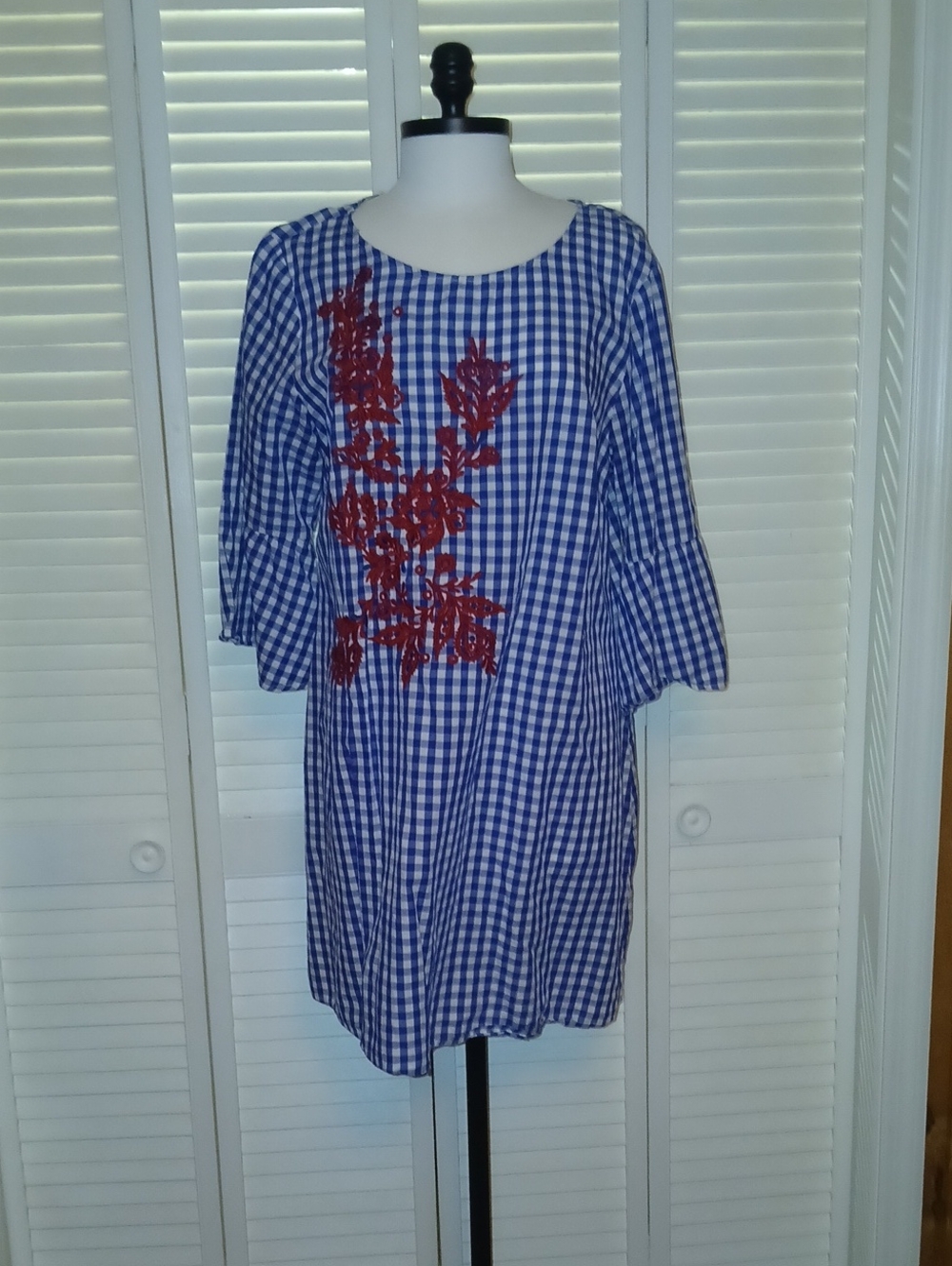 Chelsea & Theodore Blue Gingham Midi Dress with Red Floral Applique